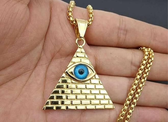 Zednářský amulet (vševidoucí oko) v podobě náhrdelníku pro bohatství