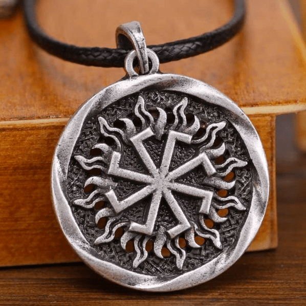 Slovanské amulety štěstí