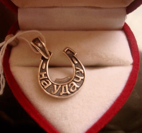 hodně štěstí amulety